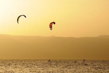 Discover 3 different surfing styles in Eilat bay